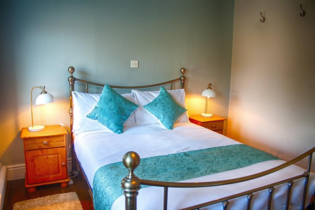 The Red Lion Inn Purmerend Extérieur photo