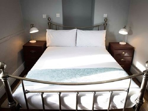 The Red Lion Inn Purmerend Extérieur photo